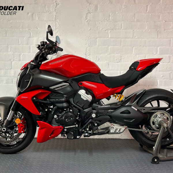 Diavel V4 Full Option